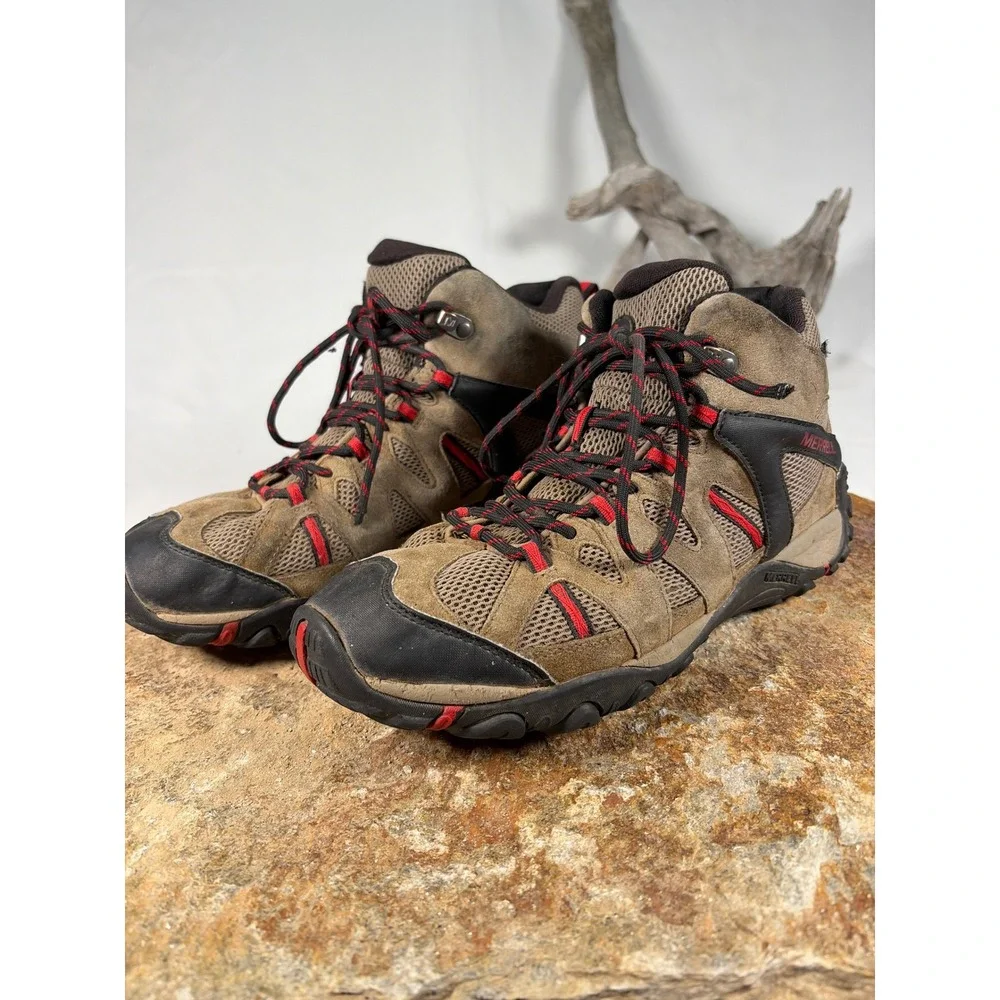 Merrell Mens Waterproof Hiking Boots Boulder Fiery Red J035433 Size 9.5